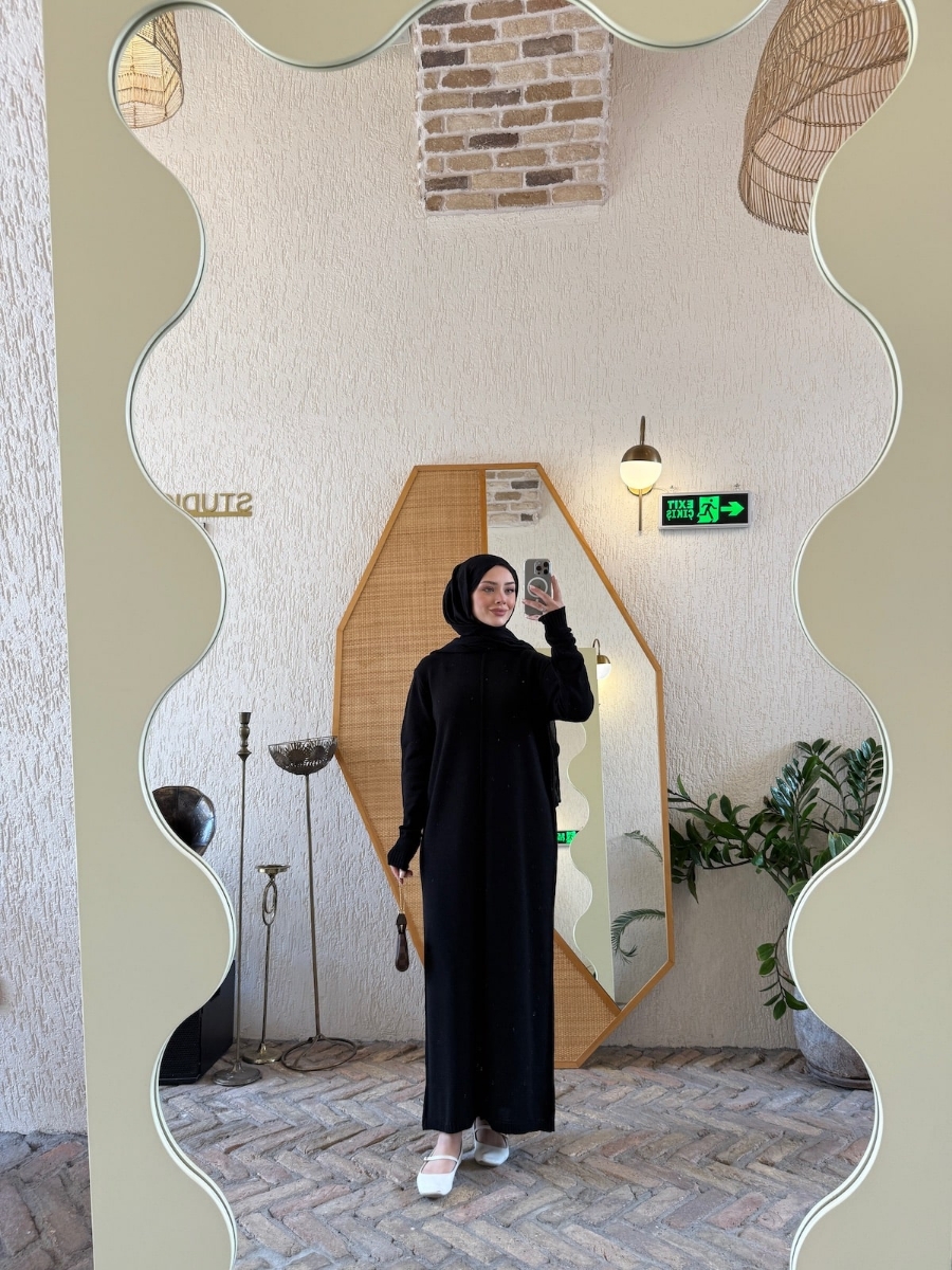 Carla Triko Tesettür Elbise - Siyah