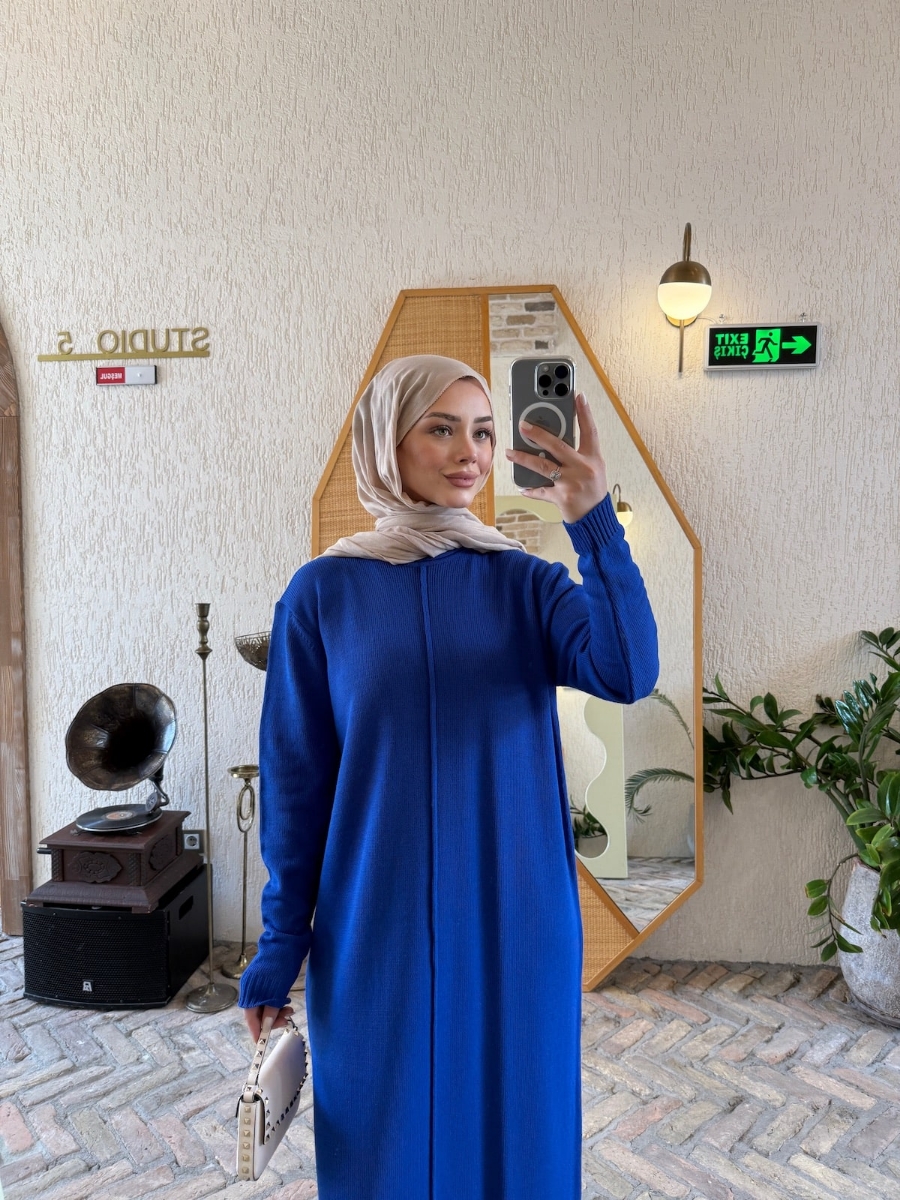 Carla Triko Tesettür Elbise - Saks