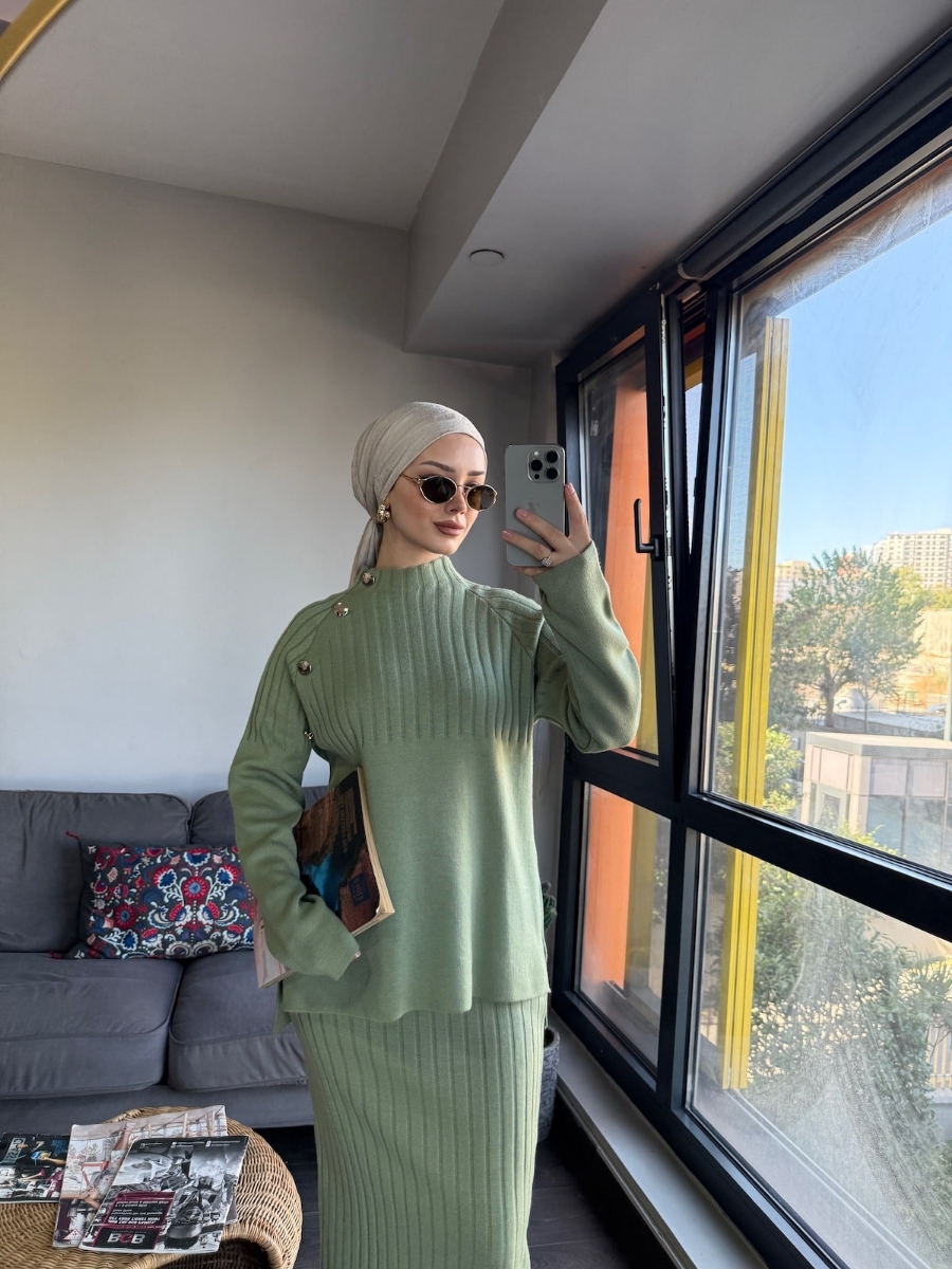 Punto Etekli Tesettür İkili Triko Takım - Çağla Yeşili