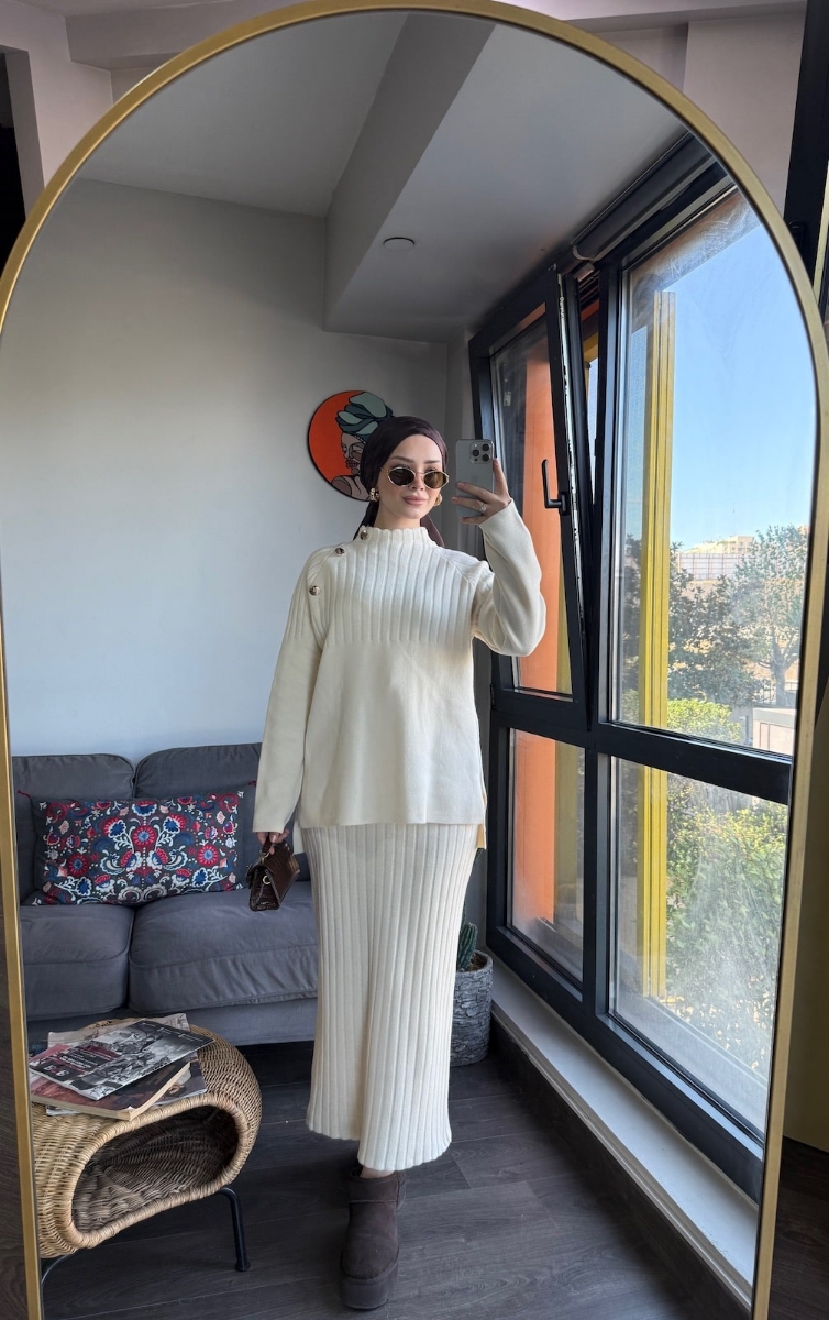 Punto Etekli Tesettür İkili Triko Takım - Ekru