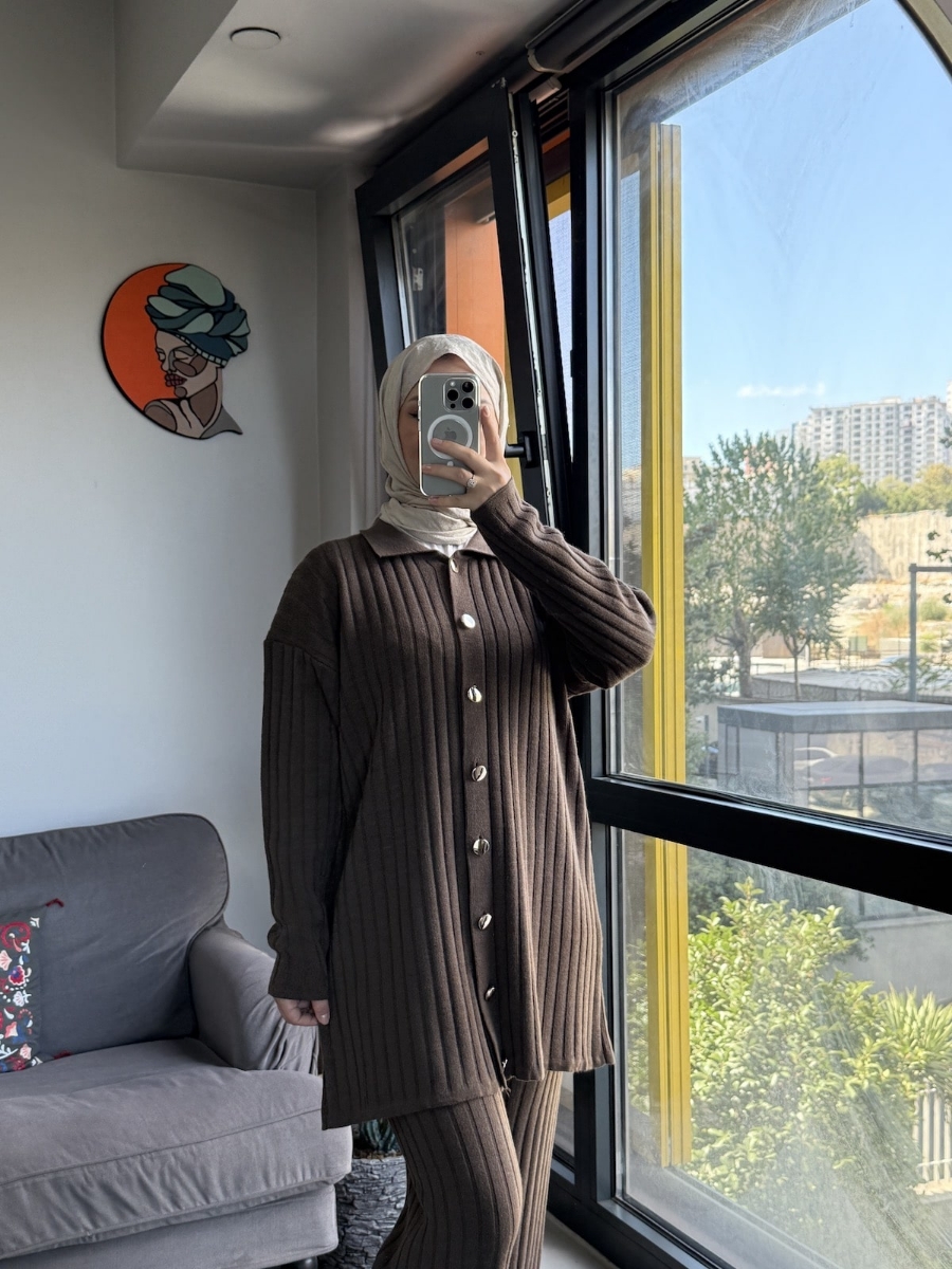 Full Düğmeli İkili Tesettür Şık Triko Takım - Kahve