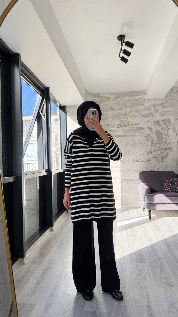 Thin Çizgili Tesettür Triko İkili Takım - Siyah