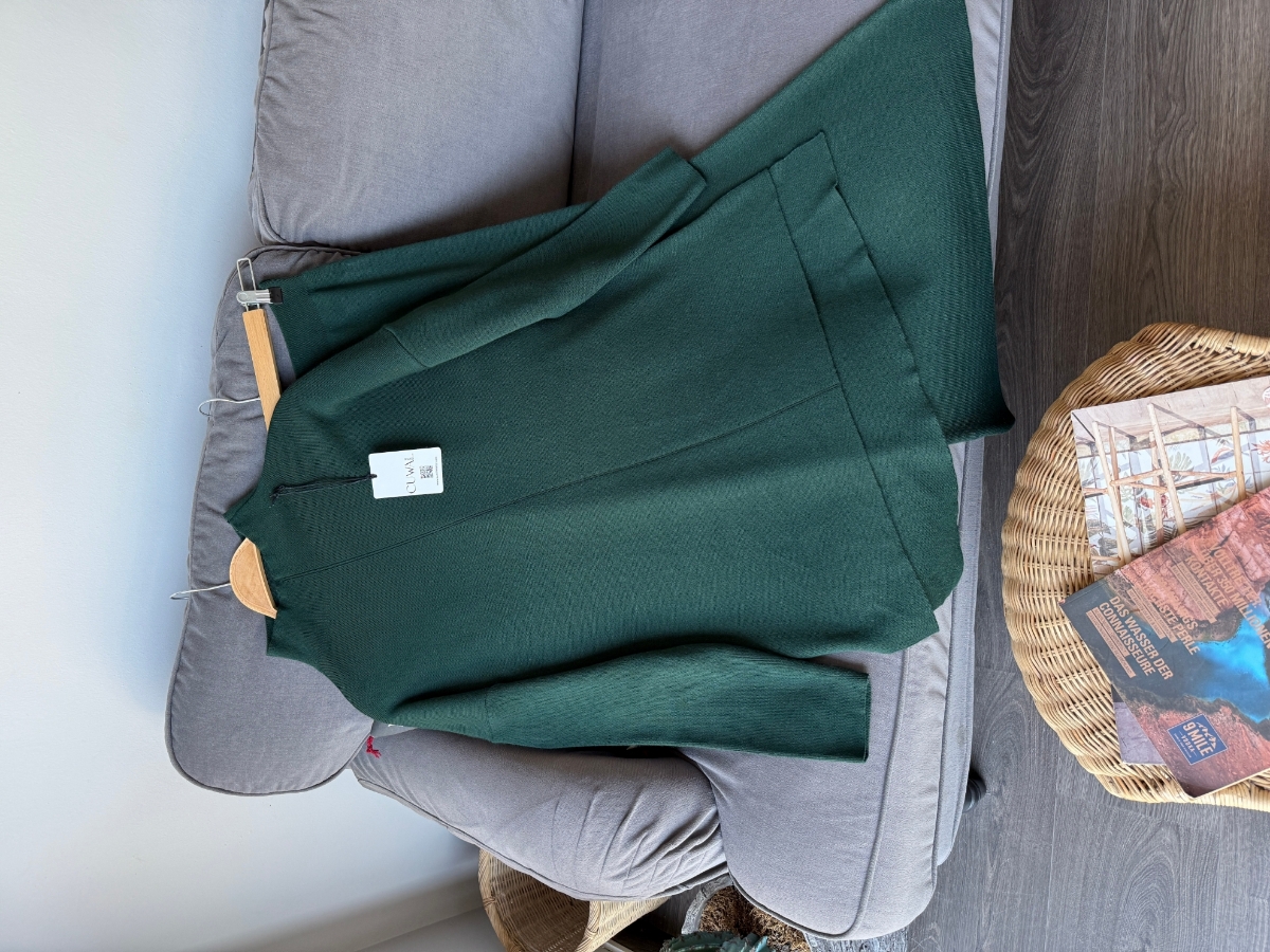 Şık Etekli Tesettür Takım - Zümrüt