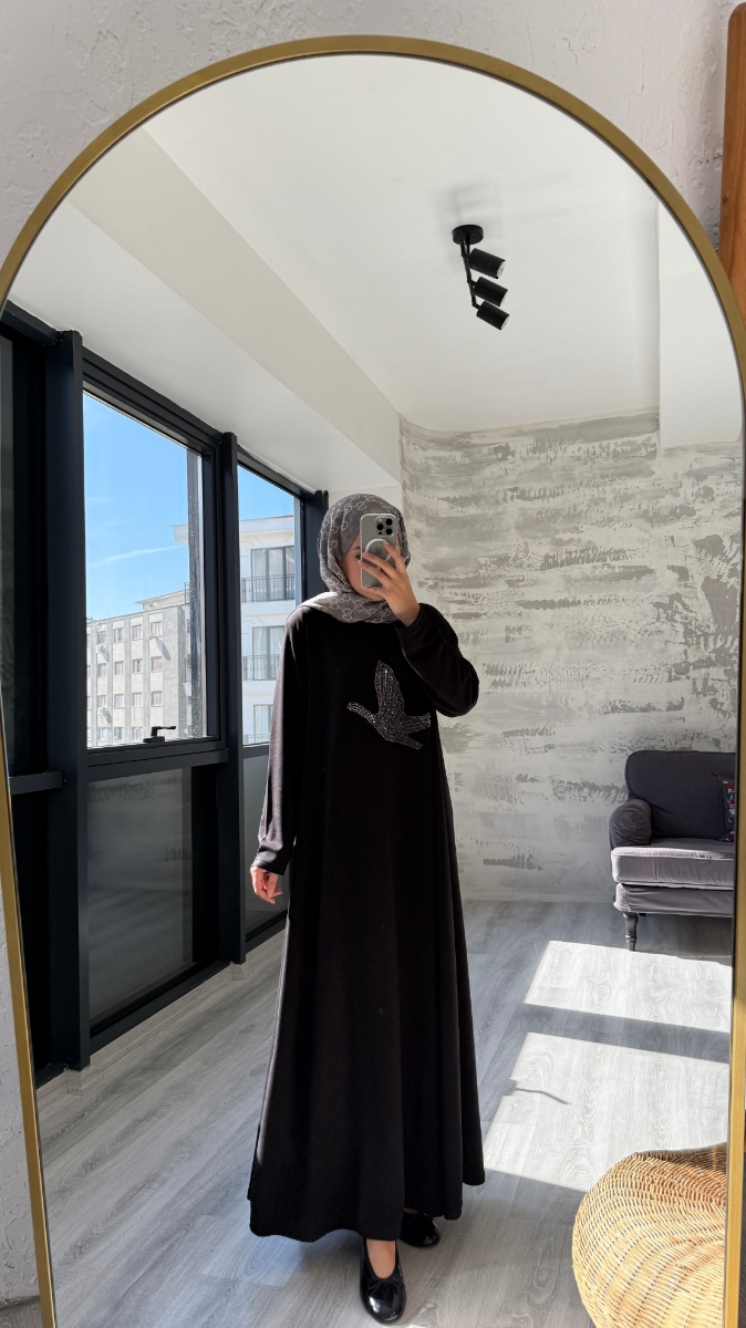 Taşlı Kuş Desenli Penye Tesettür Elbise - Siyah